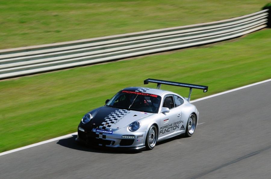  Porsche 911 GT3 Cup 2011 года  (фото 35 из 69)